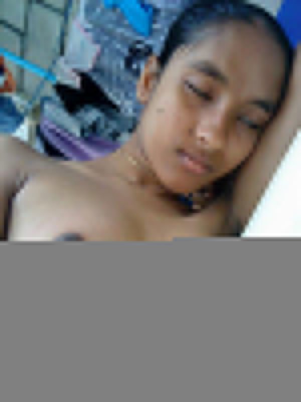 Sexy sri lankan girls breast