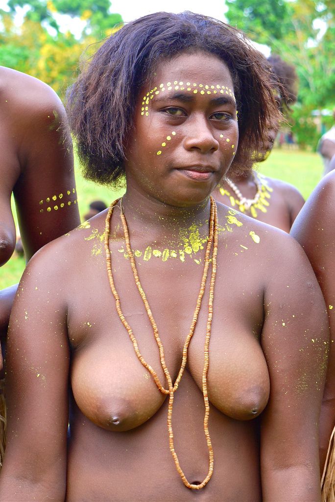Papua naked