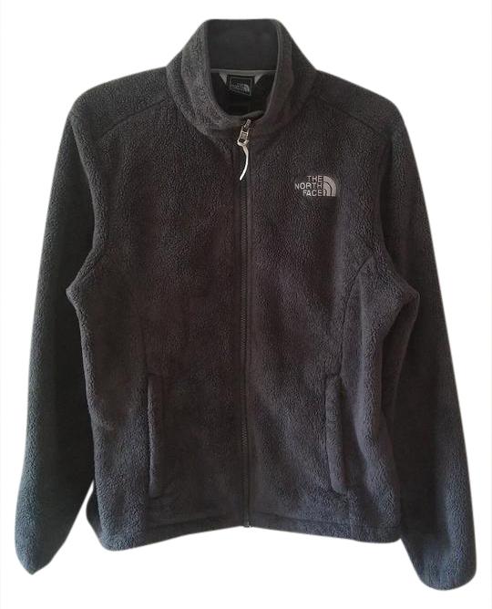 Sammie reccomend fuzzy north face jacket