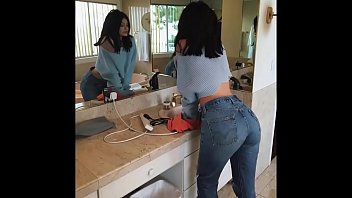 Trouble reccomend jerk challenge kendall kylie jenner